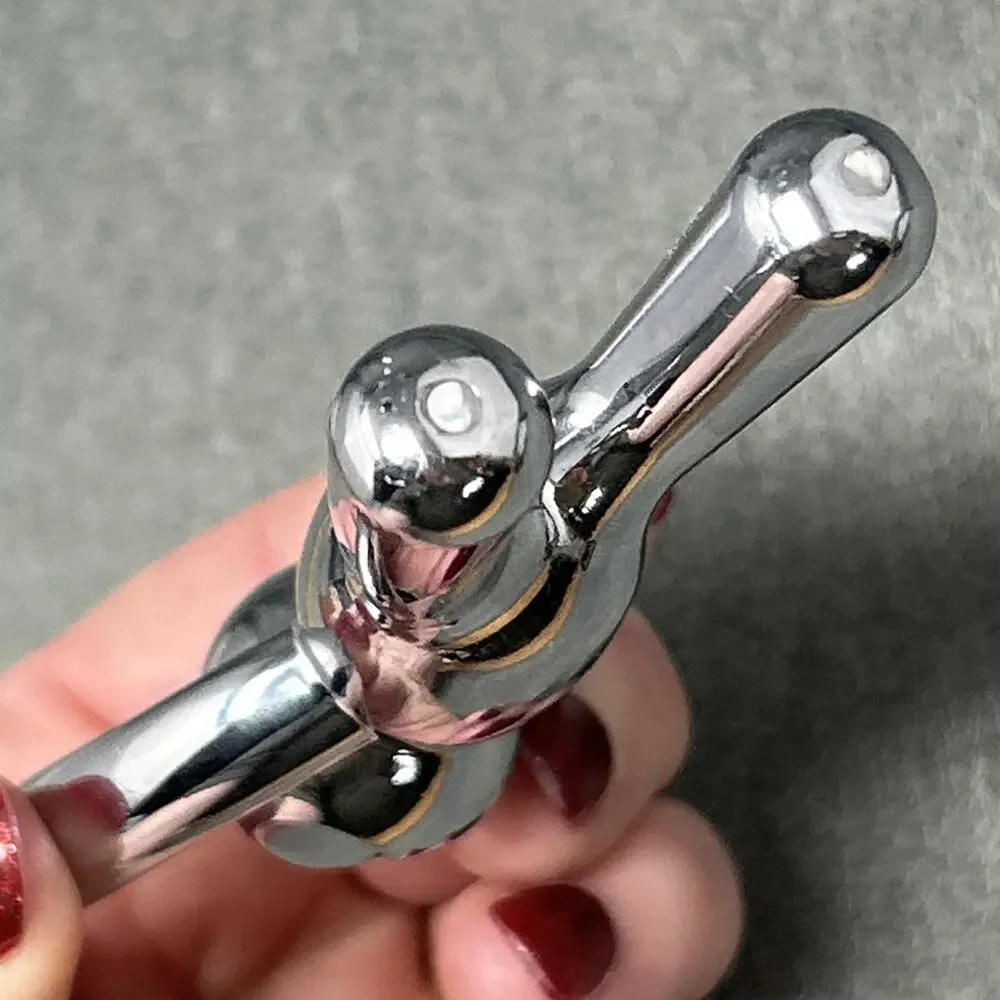 Umbra Buddy Chrome Bottle Opener Heavy Metal Meccha Chameleon Figure Barware